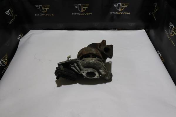 FORD CUSTOM 300 L 125 PS ÇIKMA PARÇA TRANSİT 200 PS TURBO (2)